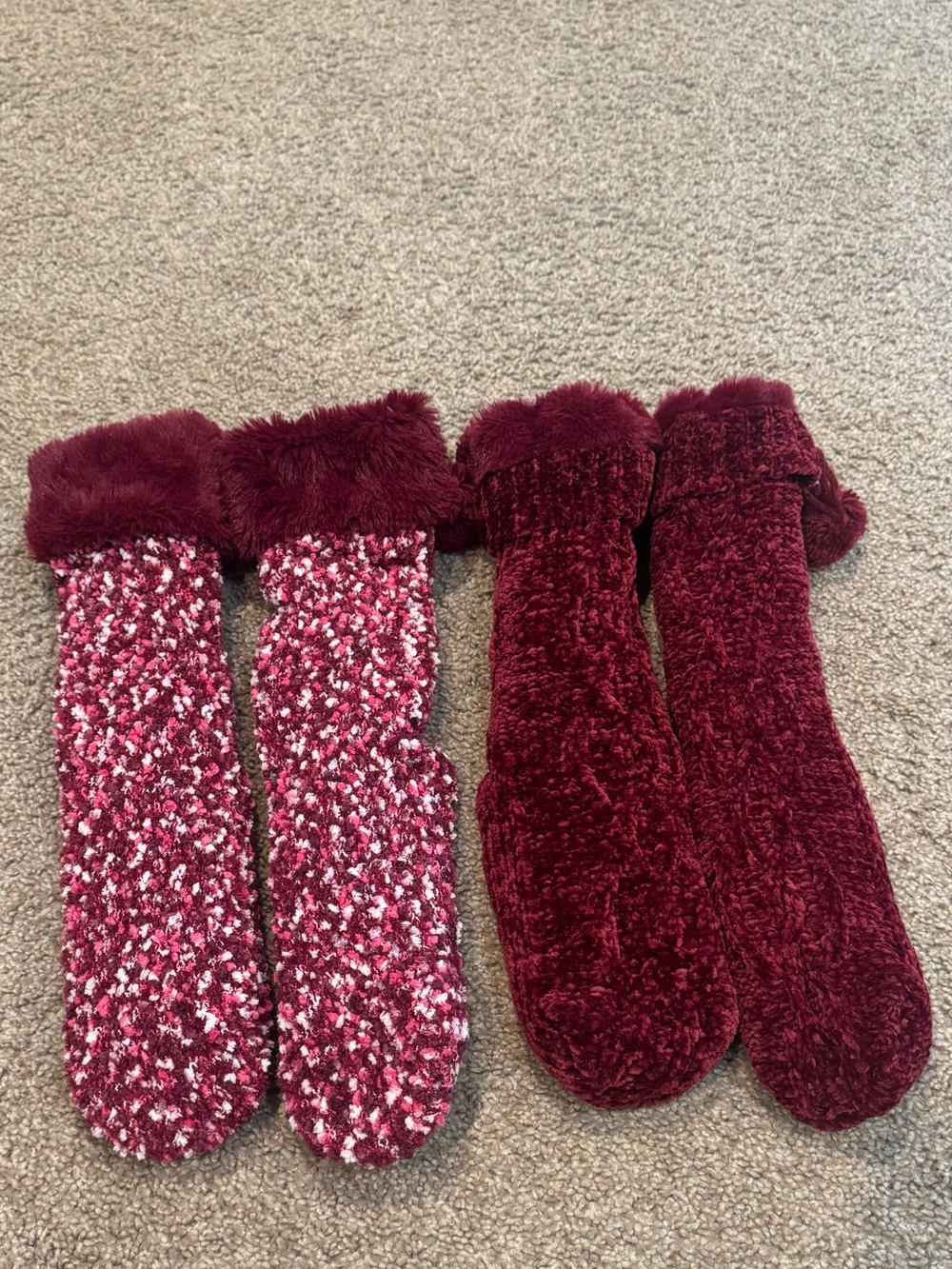 Jane and Bleecker Plush Burgundy Cozy Fuzzy Socks Duo